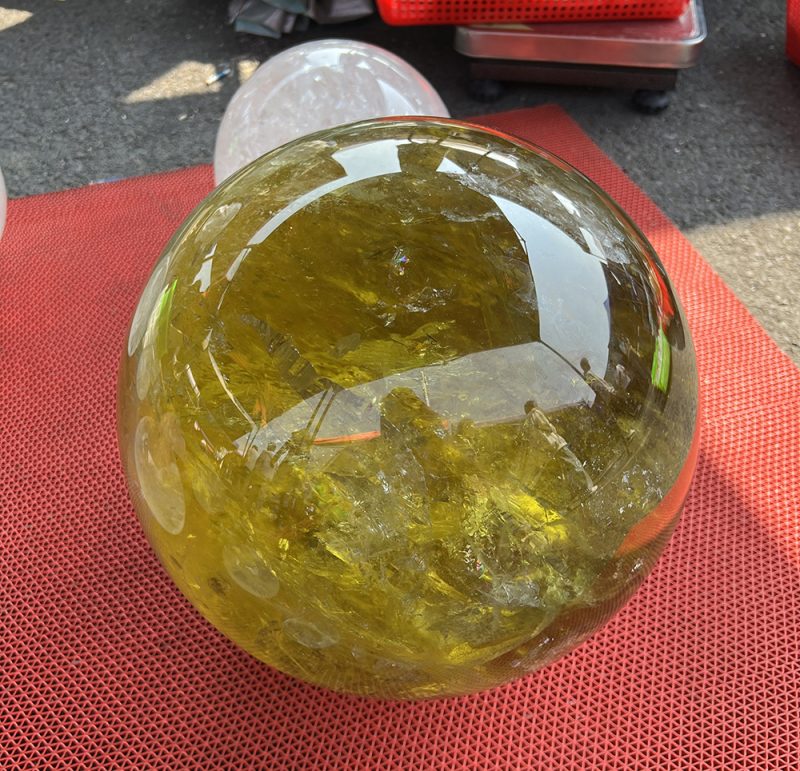逛东海淘晶广场水晶大集，看看今天遇上什么好货-玮晶山房